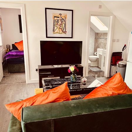 Cool Top Floor Apartment Very Near Birmingham Centre 외부 사진