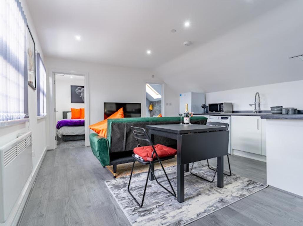 Cool Top Floor Apartment Very Near Birmingham Centre 외부 사진
